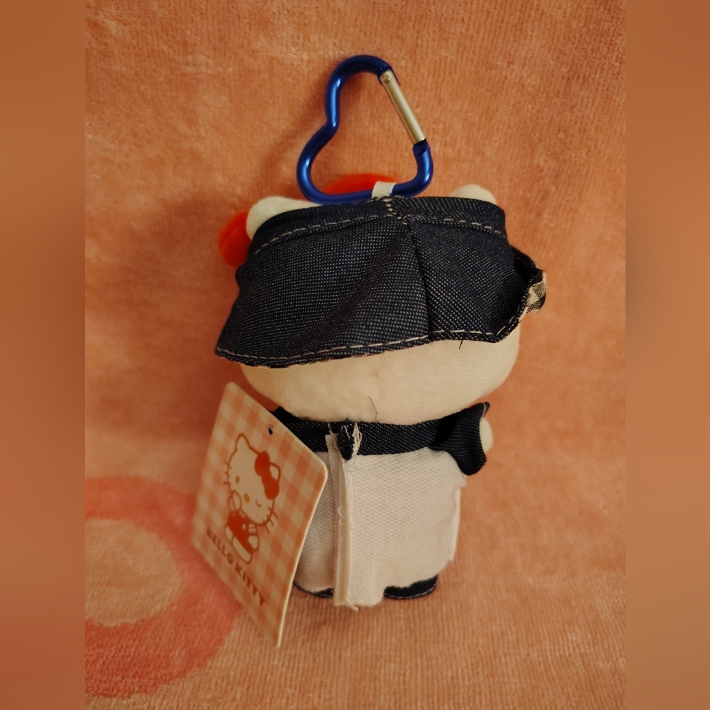 EXCLUSIVE - Hello Kitty x Mickey Officially Licensed Purse Pal Plushie - Picture 4 of 6